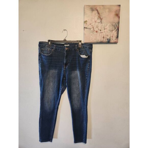 Maurices M Jeans size XL Regular High Rise Stretch Skinny Jeans - Picture 1 of 4